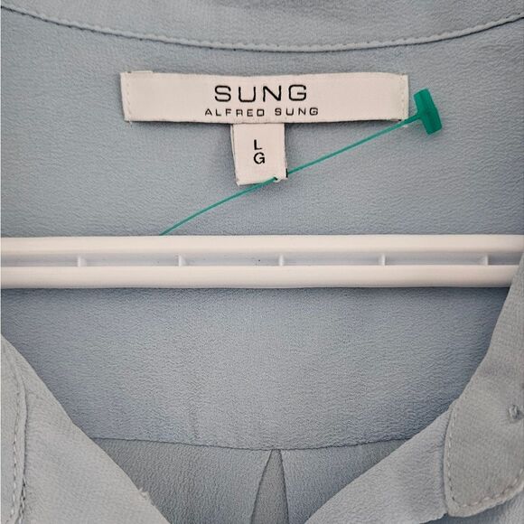 100% Silk Alfred Sung Light Blue Women's Button Down Shirt - Picture 4 of 4